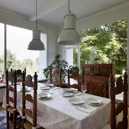 Silvana Villa *
